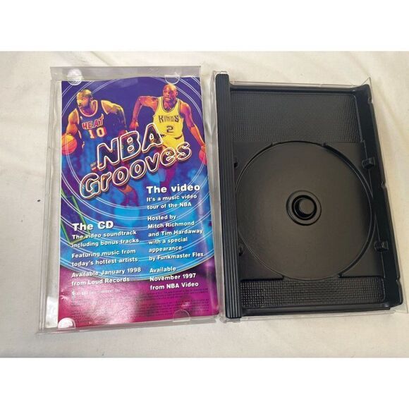 NBA Live 98, 1997, Sega Saturn - CIB Complete in Box Long Box Has No Hinges - Picture 3 of 5